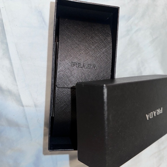 Prada sunglasses - Picture 12 of 12